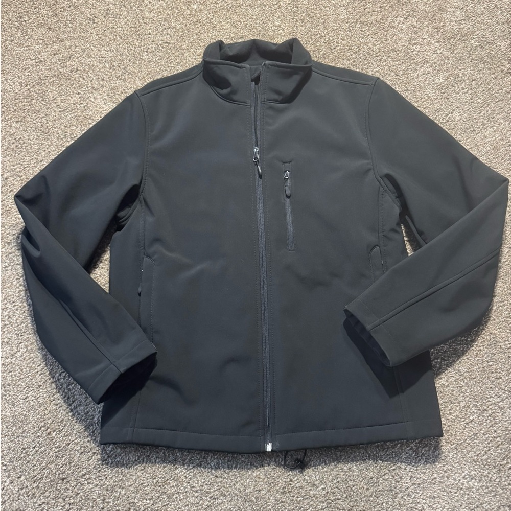 Amazon Essentials Men's Water-Resistant Softshell Jacket Medium